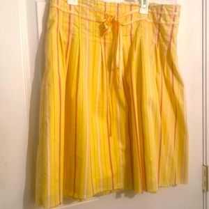 Old Navy Skirt. Yellow Stripped w/ Ribbon Detail. Size 4.